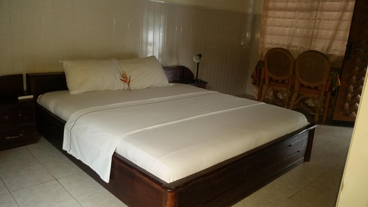 Aylos Bay Hotel Akosombo Exterior foto