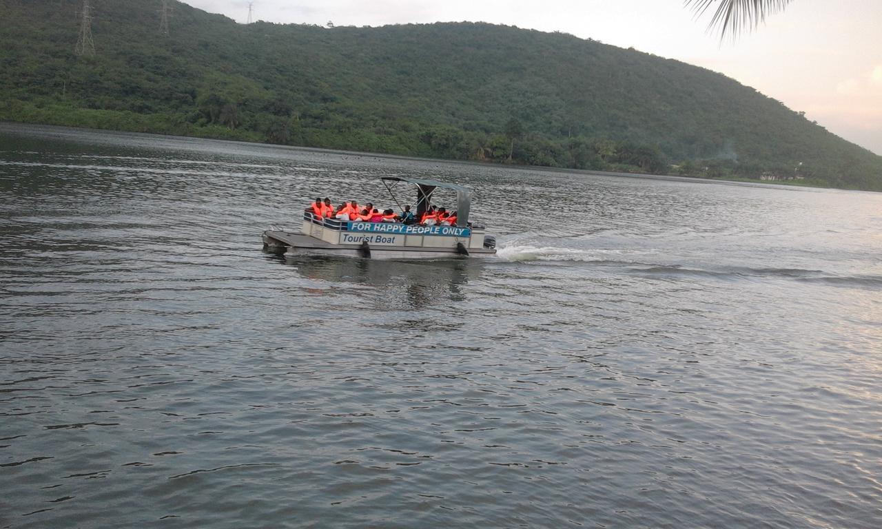 Aylos Bay Hotel Akosombo Exterior foto