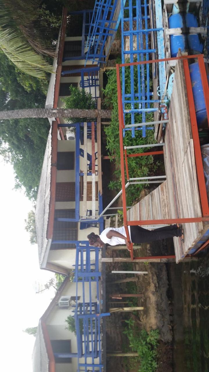Aylos Bay Hotel Akosombo Exterior foto