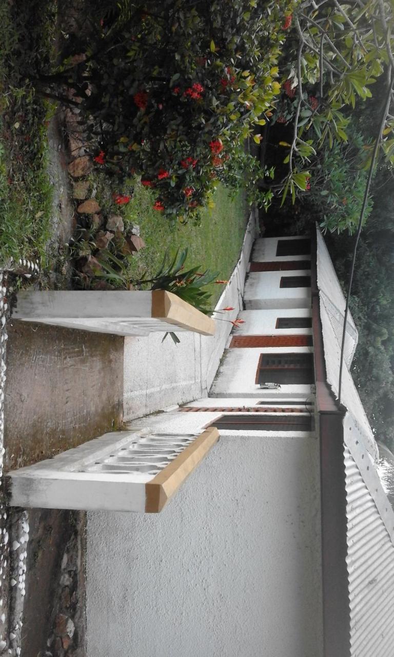 Aylos Bay Hotel Akosombo Exterior foto